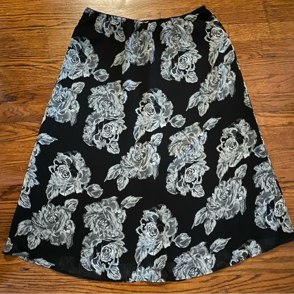 croft & barrow Dresses & Skirts - Vintage Fairy Grunge Floral Patterned Maxi Skirt with Lining